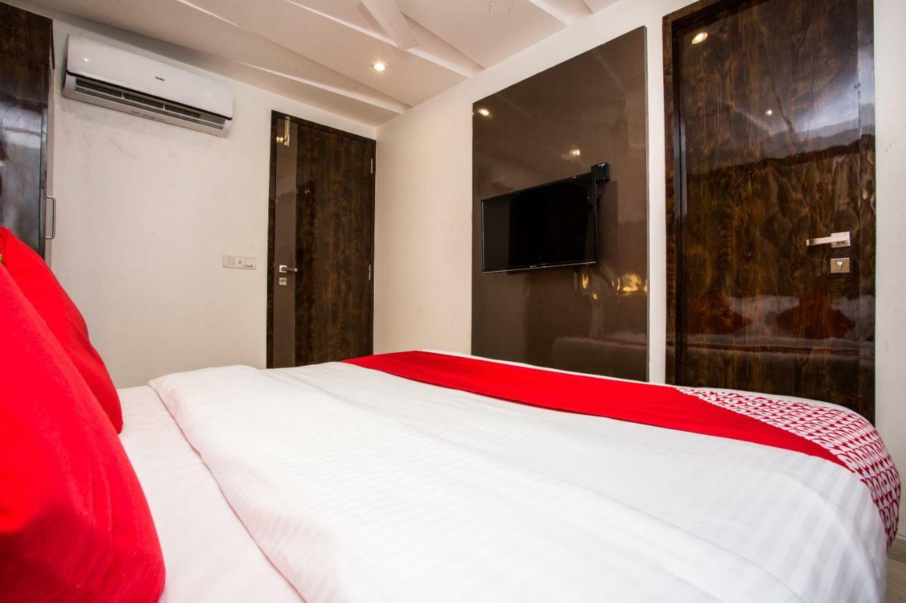 Oyo 37559 Hotel Al Haram Mumbai Dış mekan fotoğraf