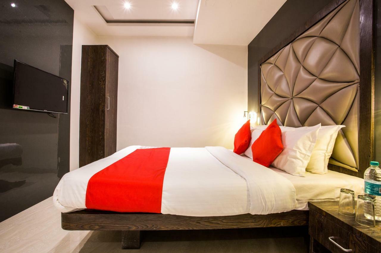 Oyo 37559 Hotel Al Haram Mumbai Dış mekan fotoğraf
